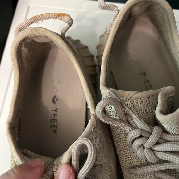 Yeezy Boost 350 Oxford Tan Sneakers - Picture 7 of 14